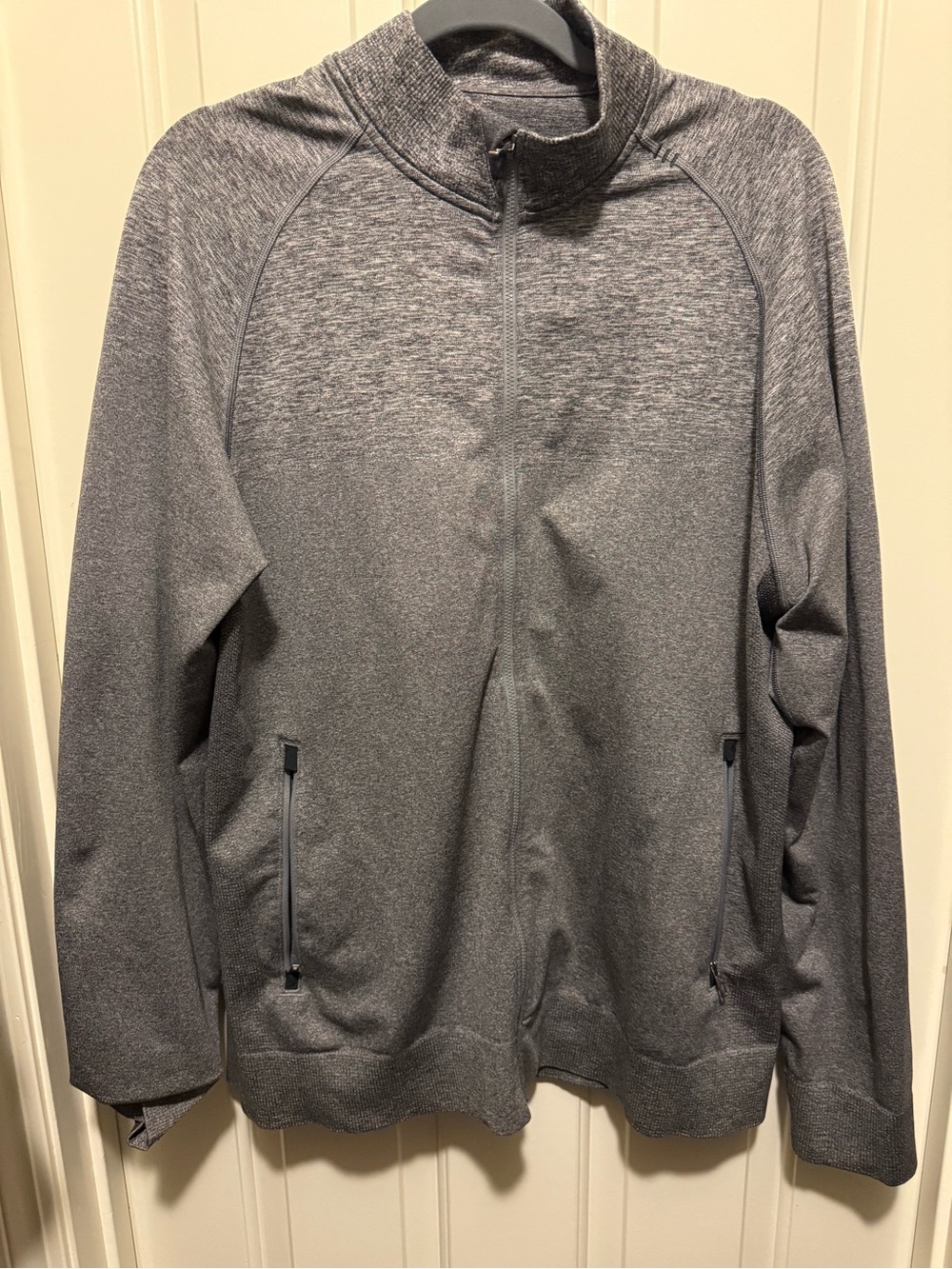 Men’s Lululemon Grey zip up performance jacket size XL